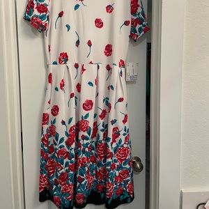White XL Lularoe Amelia